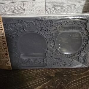 New Iron Orchid Designs (IOD) Snow Globe Mould